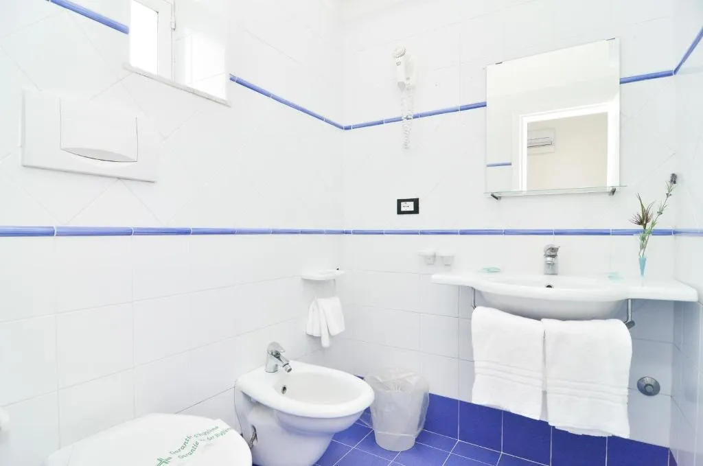 Double or Twin CLASSIC Room, San Francesco, Naples