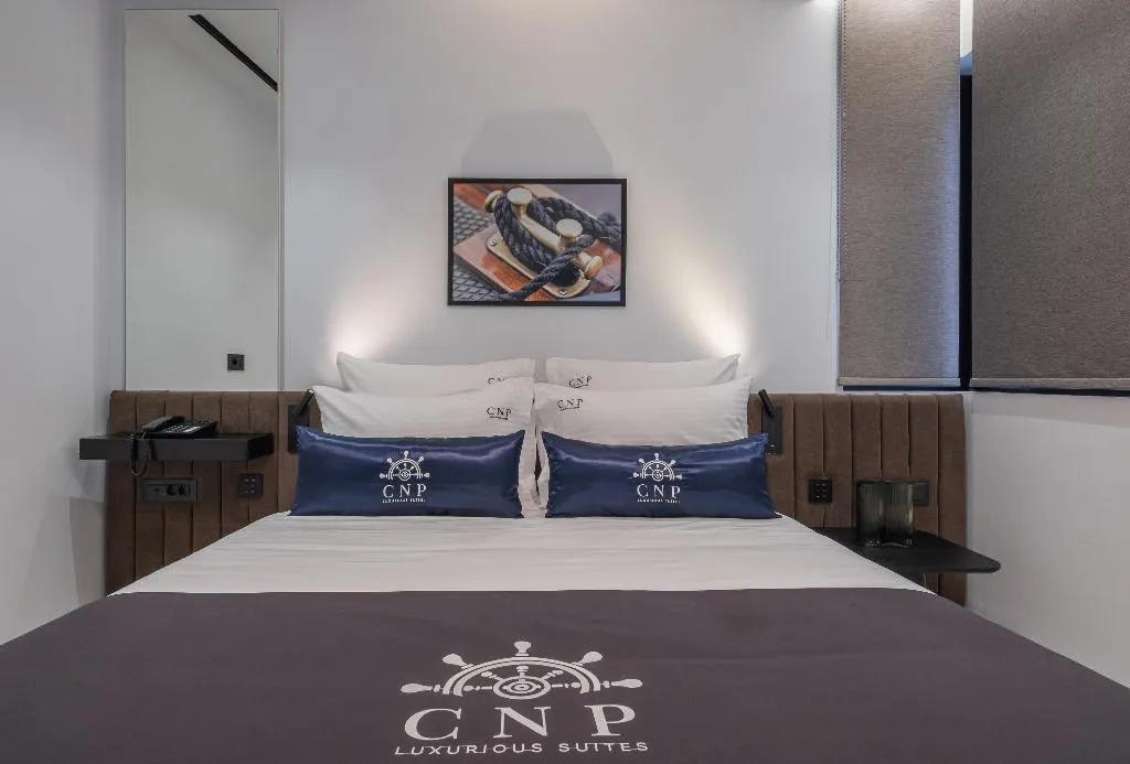 SUITE WITH JACUZZI Room, Captain Napoleon Paterakis CNP Luxurious Suites, Crete