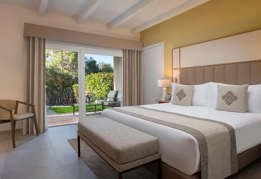 DOUBLE Accesible Deluxe  Room, Conrad Chia Laguna Sardinia, Cagliari