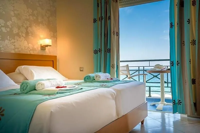 General view, Plaza Hotel, Zante