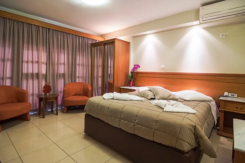 SUITE STANDARD Room, Fedriades Delphi, Athens