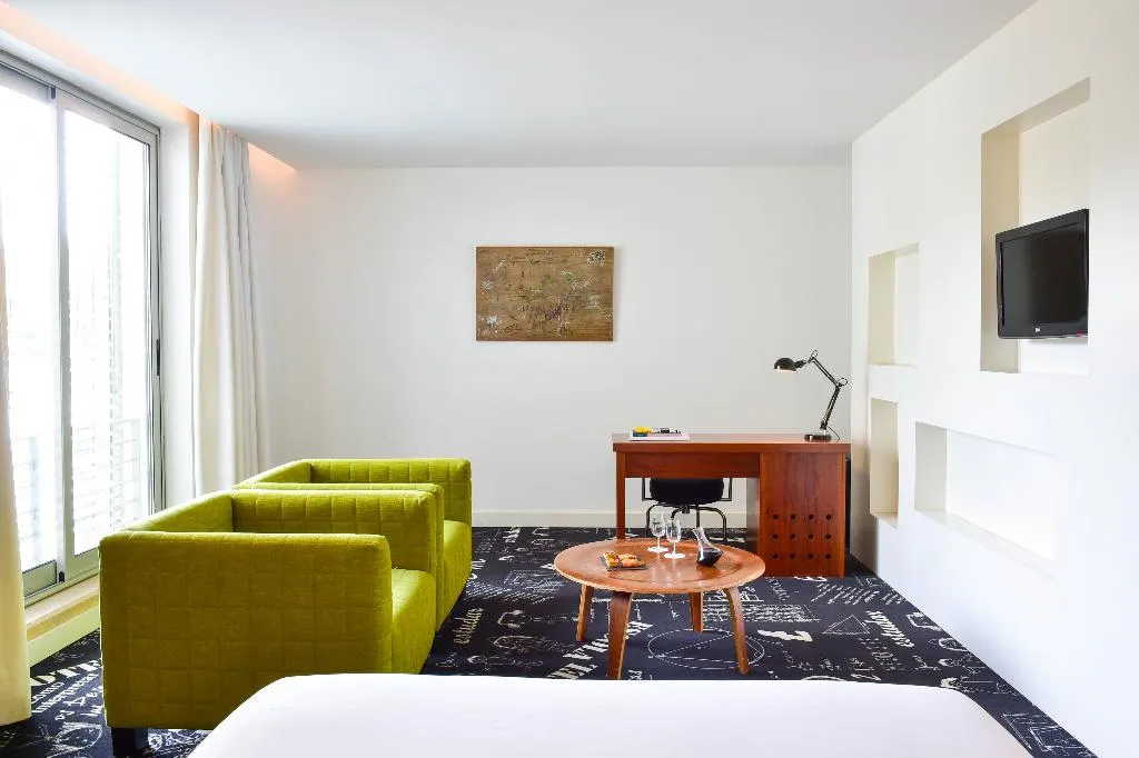 SUITE QUEEN SIZE BED Room, Da Estrela by Unlock Hotels, Lisbon
