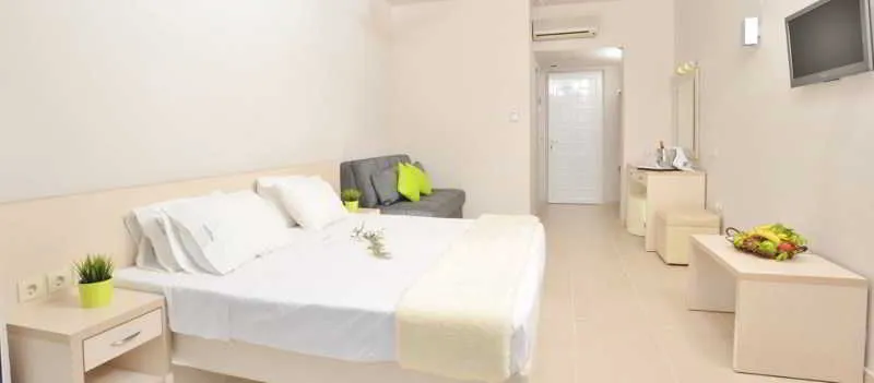 Room, Olive Garden, Rhodes