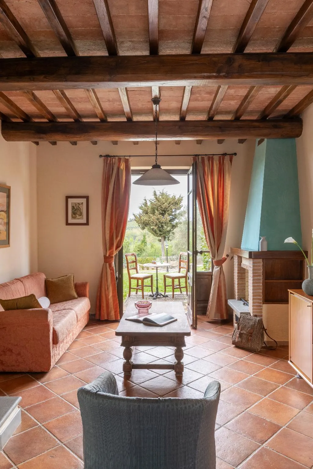 FAMILY ROOM CAPACITY 4 Room, Villa San Filippo, Florence