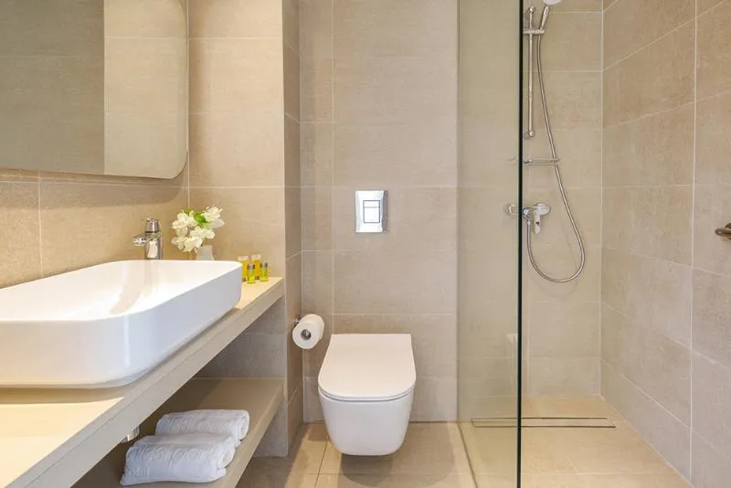 SINGLE STANDARD Room, Nissi Park, Cyprus