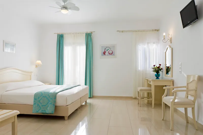 Double or Twin SUPERIOR Room, Kamari Hotel, Mykonos