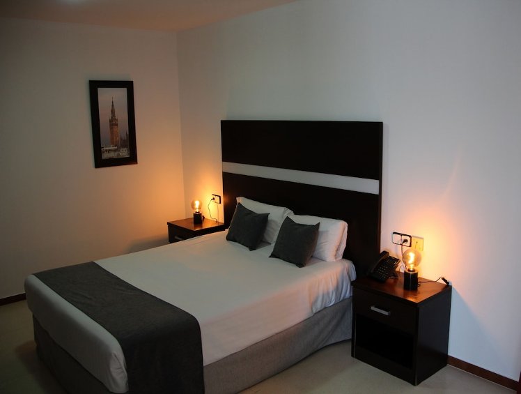 Hospedium Hotel Blu Torre De Sevilla, Seville