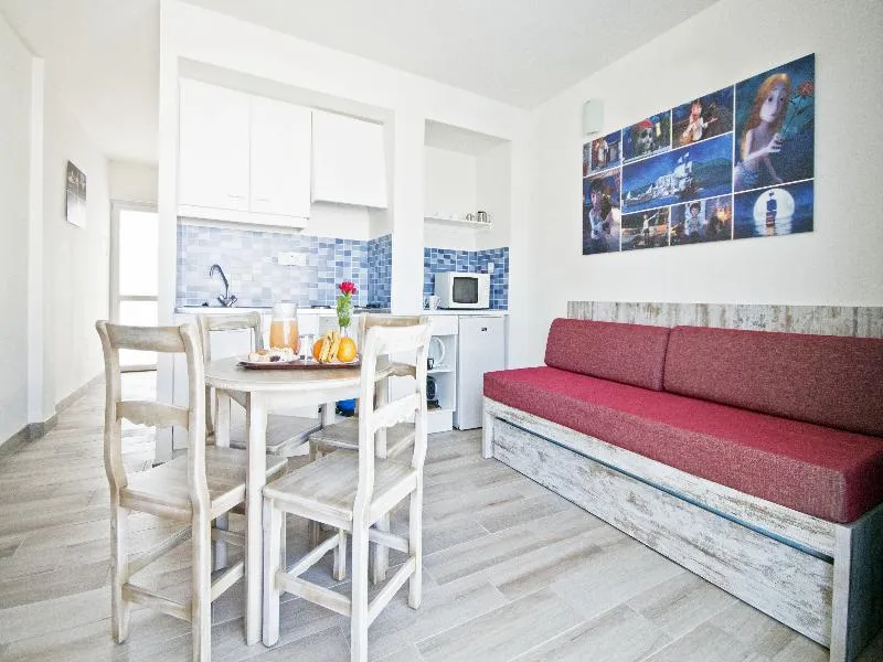 APARTMENT CAPACITY 4 ONE BEDROOM Room, Pirates Village, Majorca