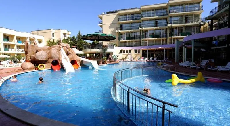 Pool, Sunny Day Club, Bourgas