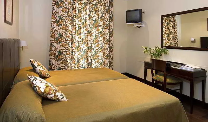 Room, Hotel Moderno, Madrid