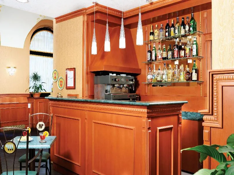 Bar, Patria, Rome