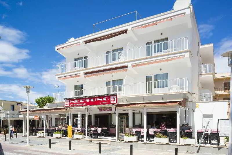 General view, Neptuno Hostal, Majorca