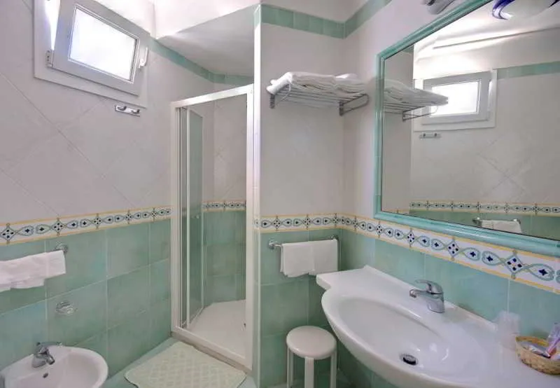 Room, Albatros, Naples