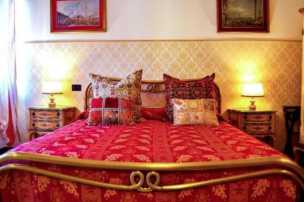 DOUBLE WITH SHARED BATHROOM Room, Venice Lion Residence - Vespucci, Venice