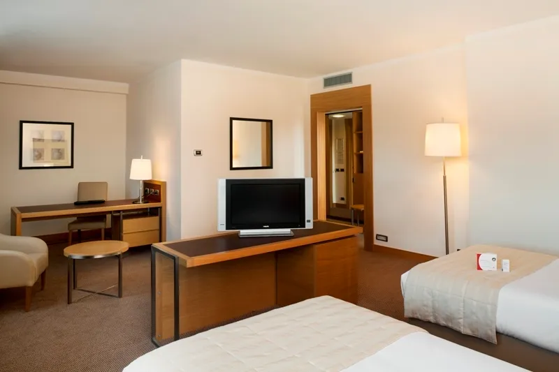 Room, Plaza Caserta, Naples