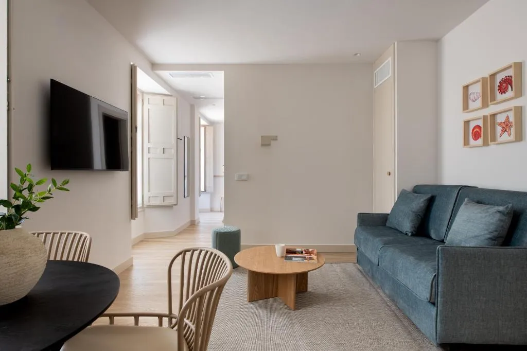 STUDIO CAPACITY 4 Room, Libere Malaga Plaza Del Siglo, Costa Del Sol