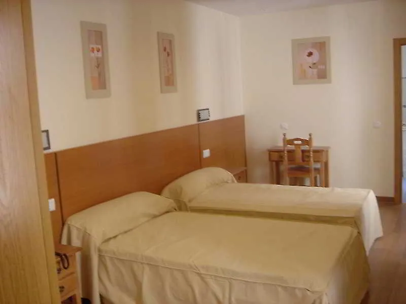 Room, Eurico, Madrid