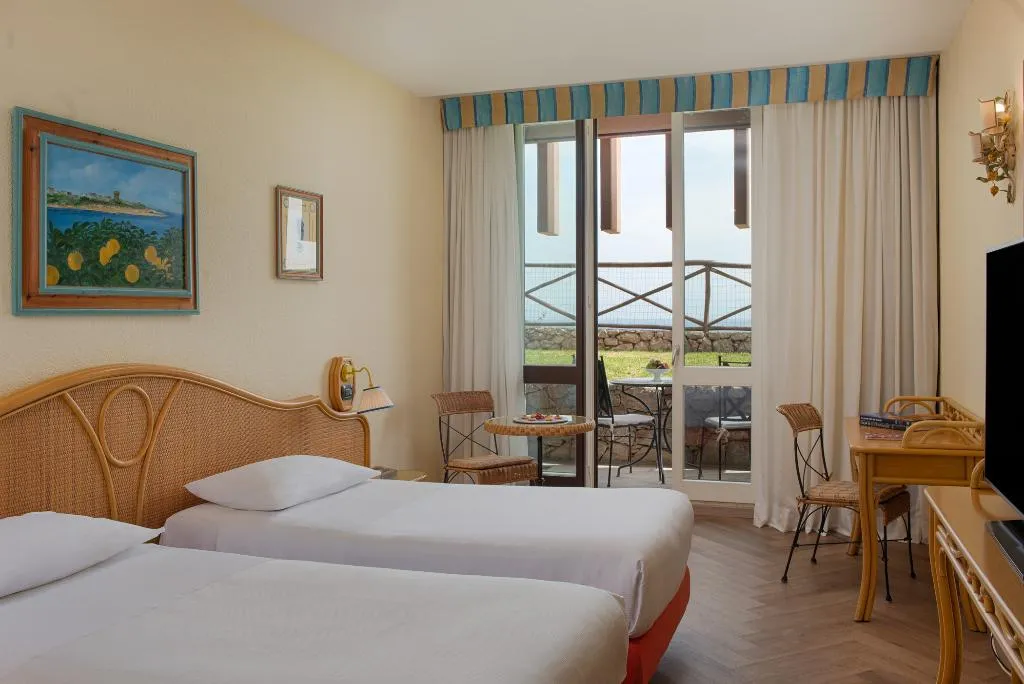 TWIN SUPERIOR Room, UNA HOTELS Capotaormina, Taormina
