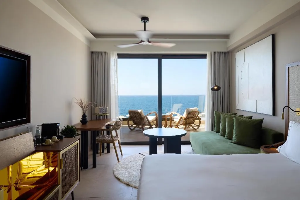 JUNIOR SUITE SEA VIEW Room, Aulus Chania Resort, Curio Collection by Hilton, Thessaloniki