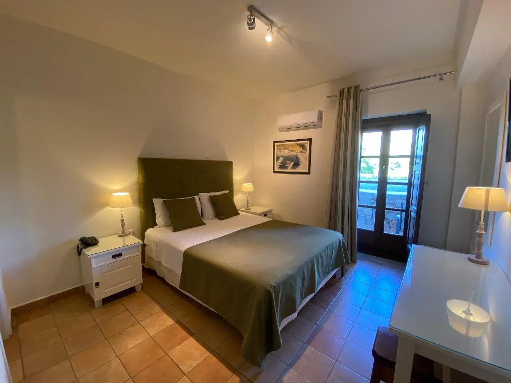 Double or Twin ECONOMY Room, Kastro Maini, Kalamata