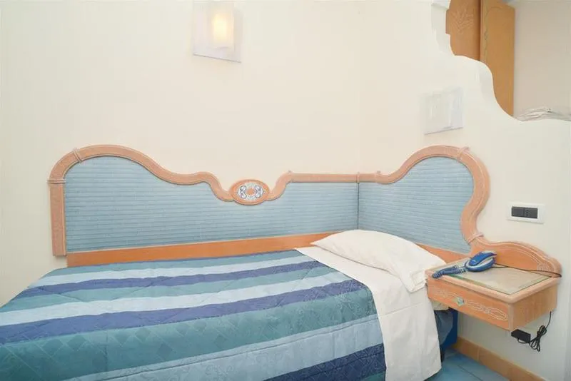 General view, Albergo Italia, Naples