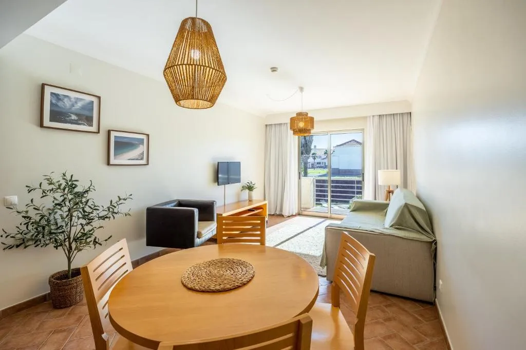 APARTMENT WITH VIEWS Room, Pontalaia, Algarve
