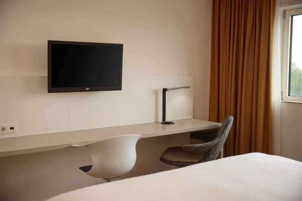 Double or Twin STANDARD Room, WestCord Art Hotel Amsterdam 3 stars, Amsterdam