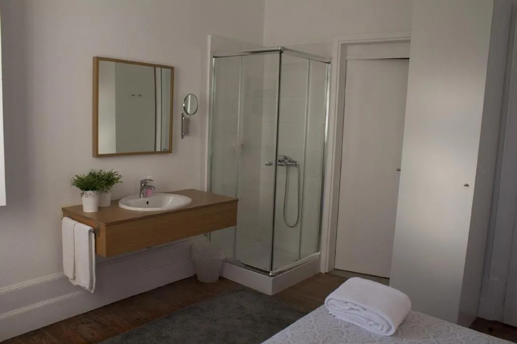 DOUBLE HONEYMOON Room, WW Hostel & Suites, Porto