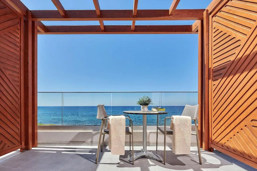 Room, Enorme Santanna Island, Crete