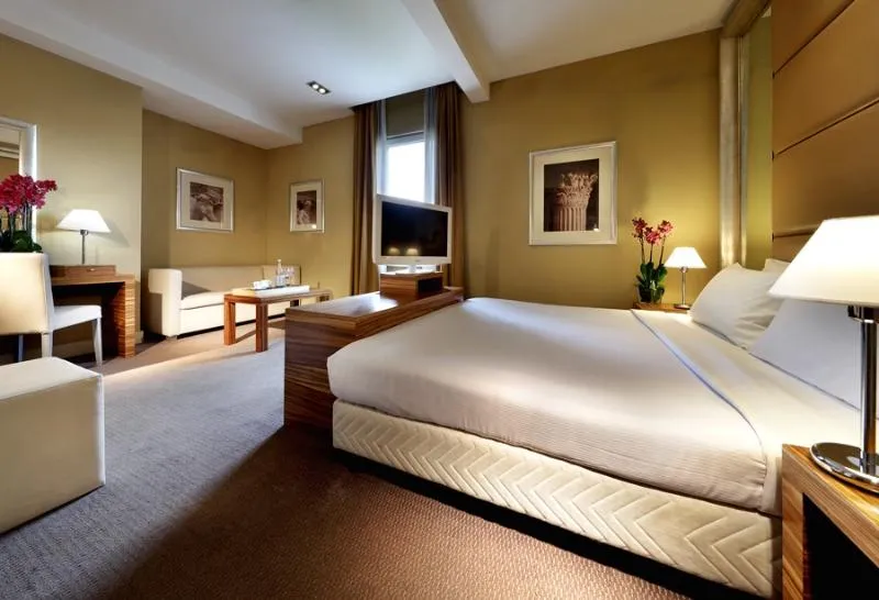 Room, Mercure Roma Centro St. John, Naples