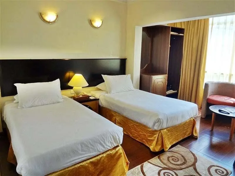 Double or Twin STANDARD Room, Al Jawhara Metro Hotel, Dubai