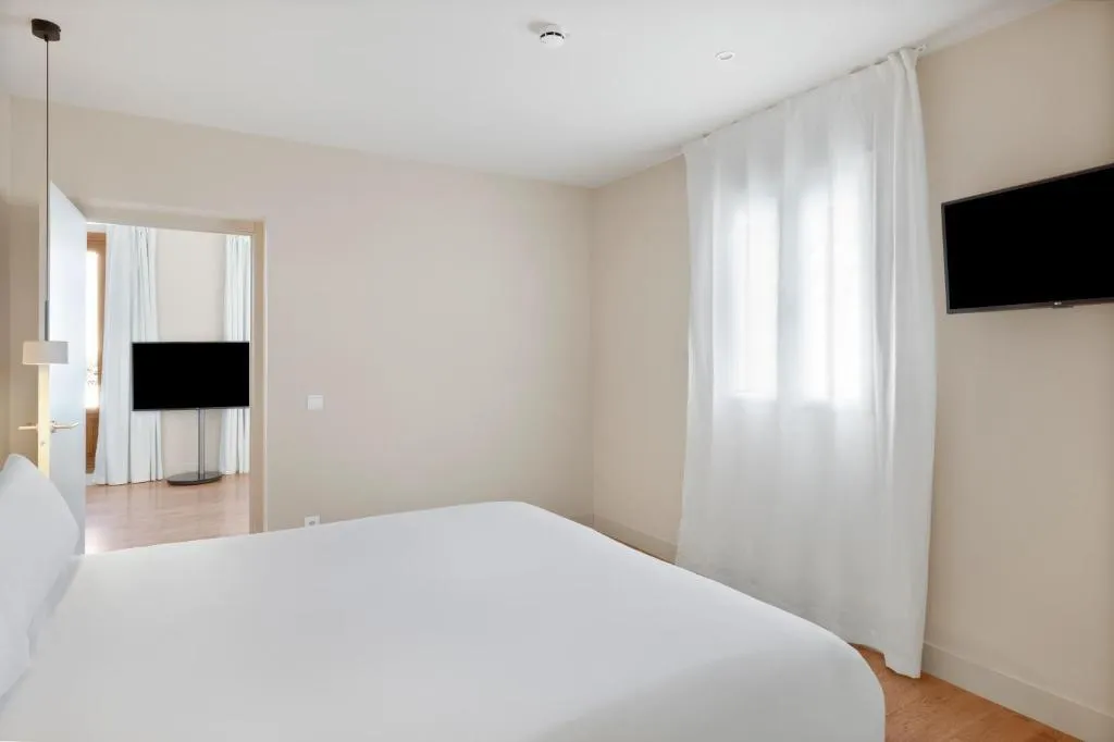 Room, B&B Apartamentos Madrid Centro Fuencarral 46, Madrid