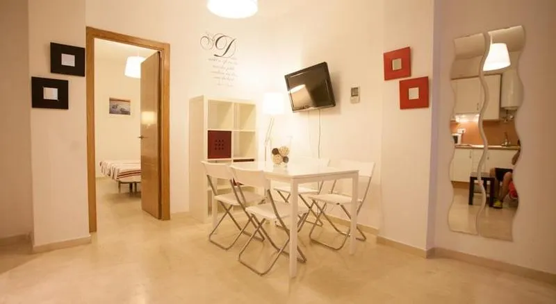 Room, Suites You Nickel, Madrid