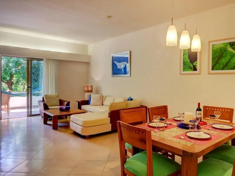 APARTMENT GARDEN VIEW TWO BEDROOMS Room, Riviera Maya Suites, Playa Del Carmen