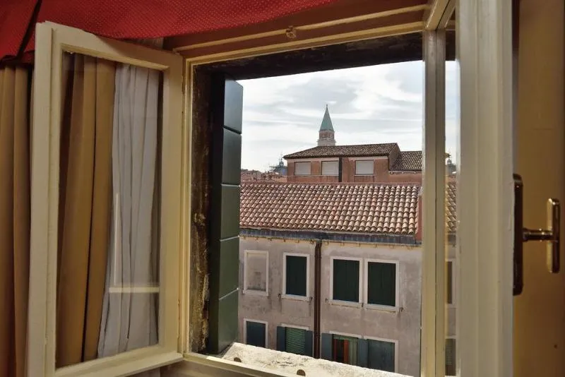 General view, Ca' Malipiero, Venice