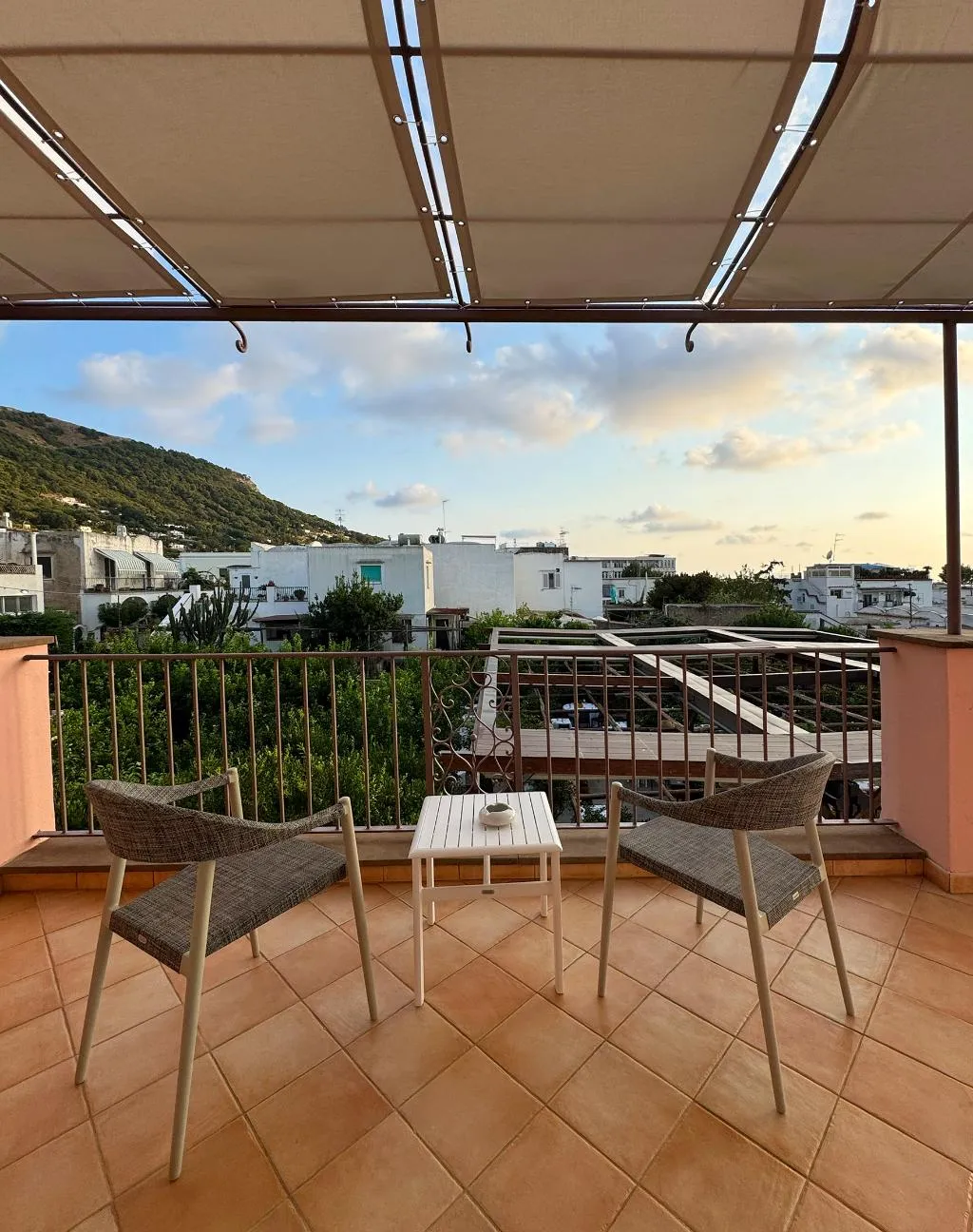 DOUBLE CLASSIC WITH TERRACE Room, Casa Mariantonia, Naples