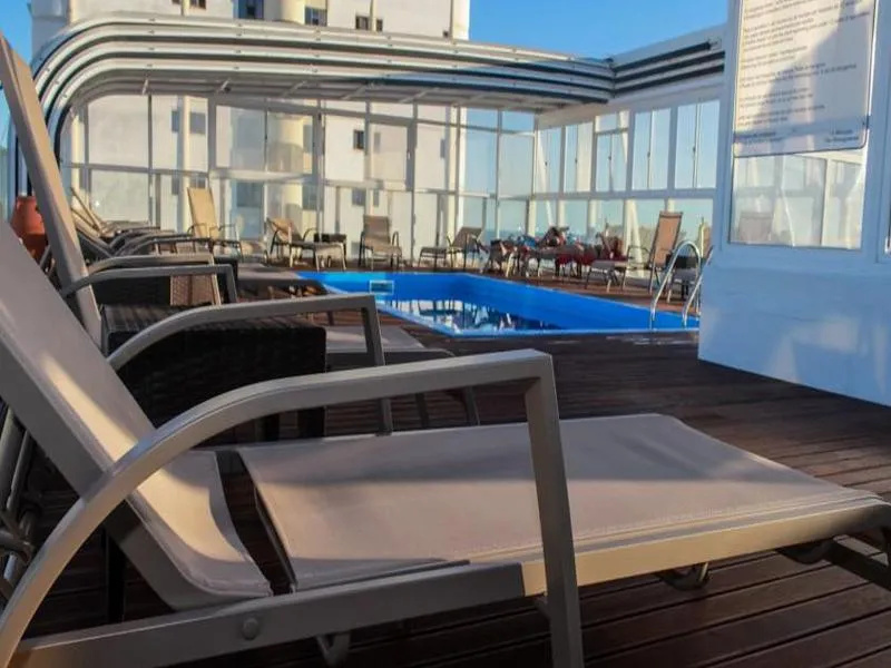 Terrace, Baía Beach Hotel, Algarve