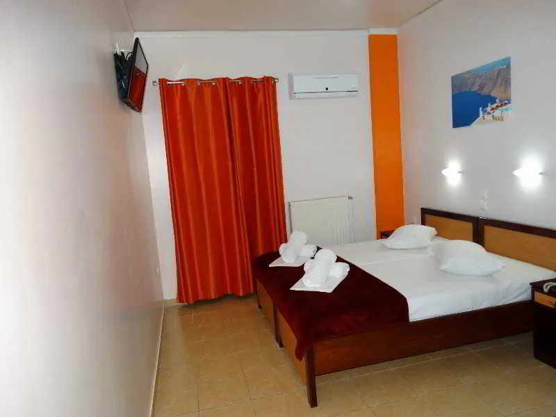 Room, Faros 1, Athens