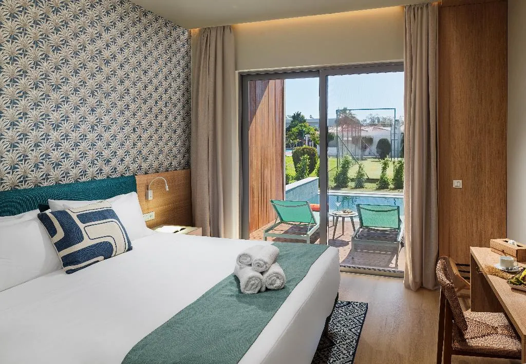 DOUBLE DELUXE WITH PRIVATE POOL Room, Leonardo Kolymbia Resort, Rhodes