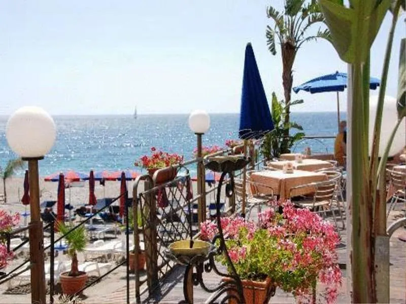Terrace, Hotel San Pietro Beach - Letojanni, Catania