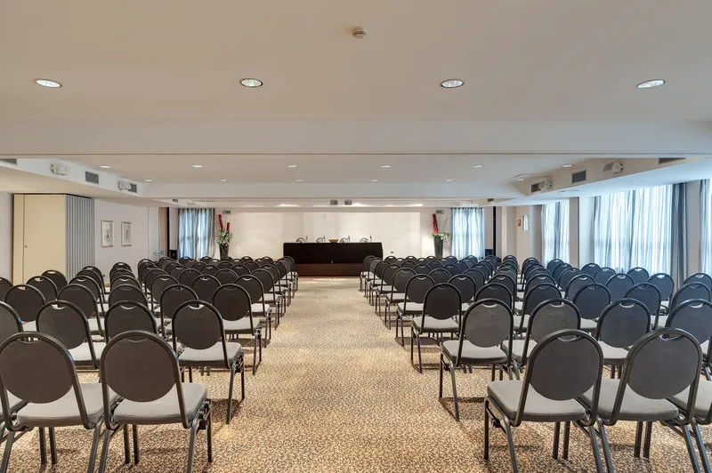 Conferences, Occidental Aran Park, Rome