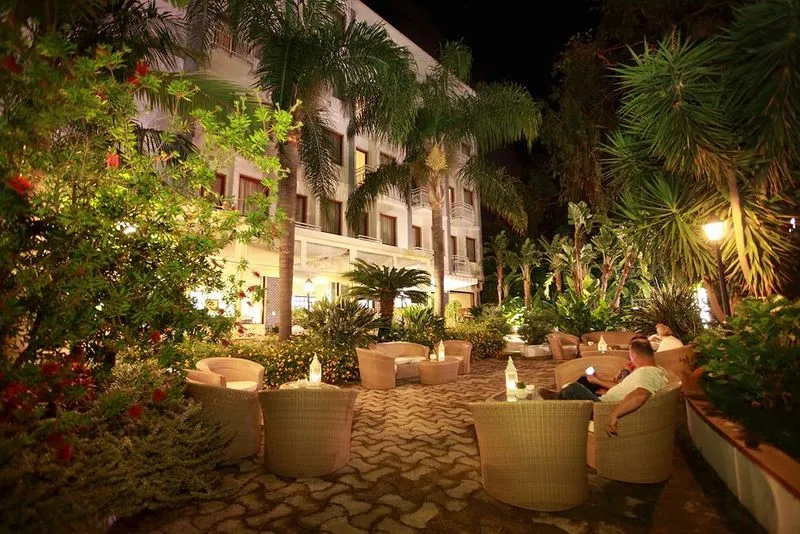 Terrace, Caravel, Naples