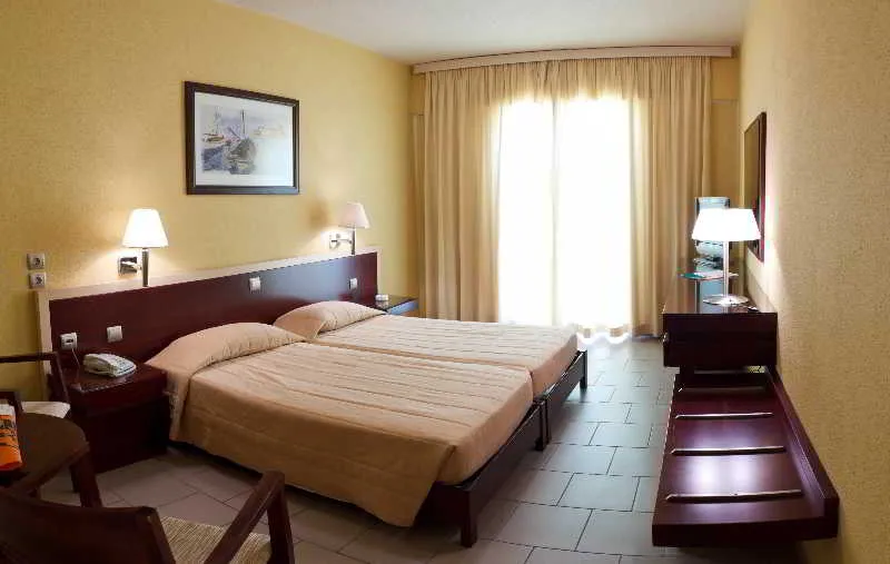 Room, Arion, Samos