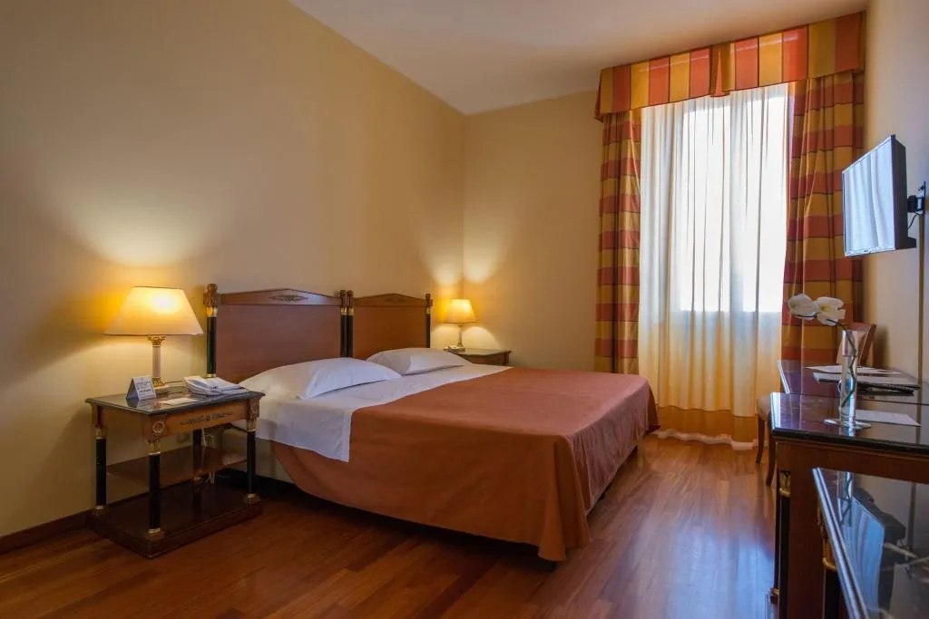 TWIN WITH VIEWS Room, Grand Hotel Miramare, Taormina