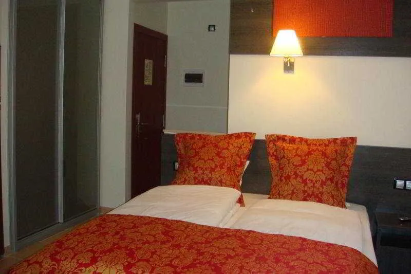 Room, Casablanca Suites, Costa Brava