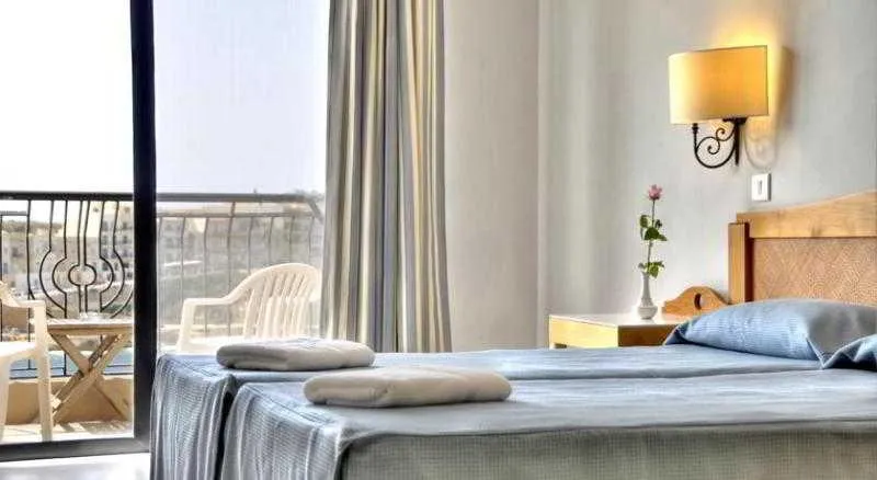 Double or Twin SEA VIEW Room, Calypso, Gozo
