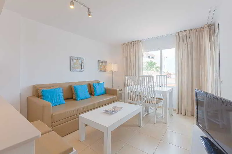 APARTMENT DELUXE ONE BEDROOM Room, Camelina Suites - Formerly Torrent Bay, Ibiza