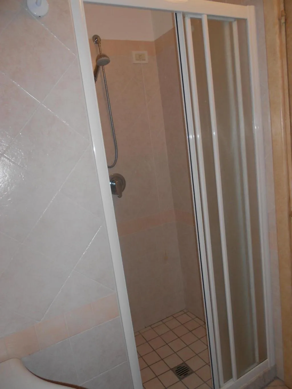 SINGLE STANDARD Room, Villa Angela Terme, Naples