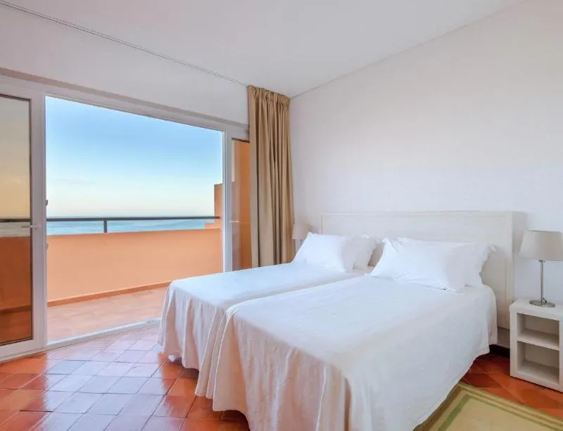 APARTMENT SEA VIEW Room, Meia Praia Lagos, Algarve
