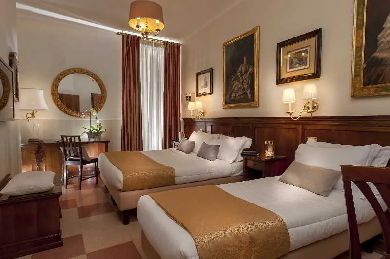 Room, Des Artistes, Rome